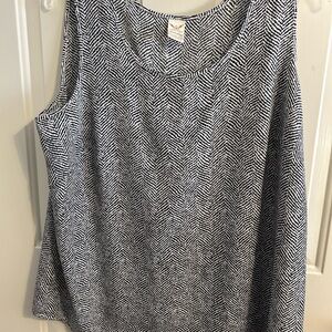 Faded Glory Black and White Patterned Women's Top